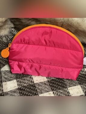PINK QUILTED COSMETIC BAG FROM  BATH & BODY WORKS
